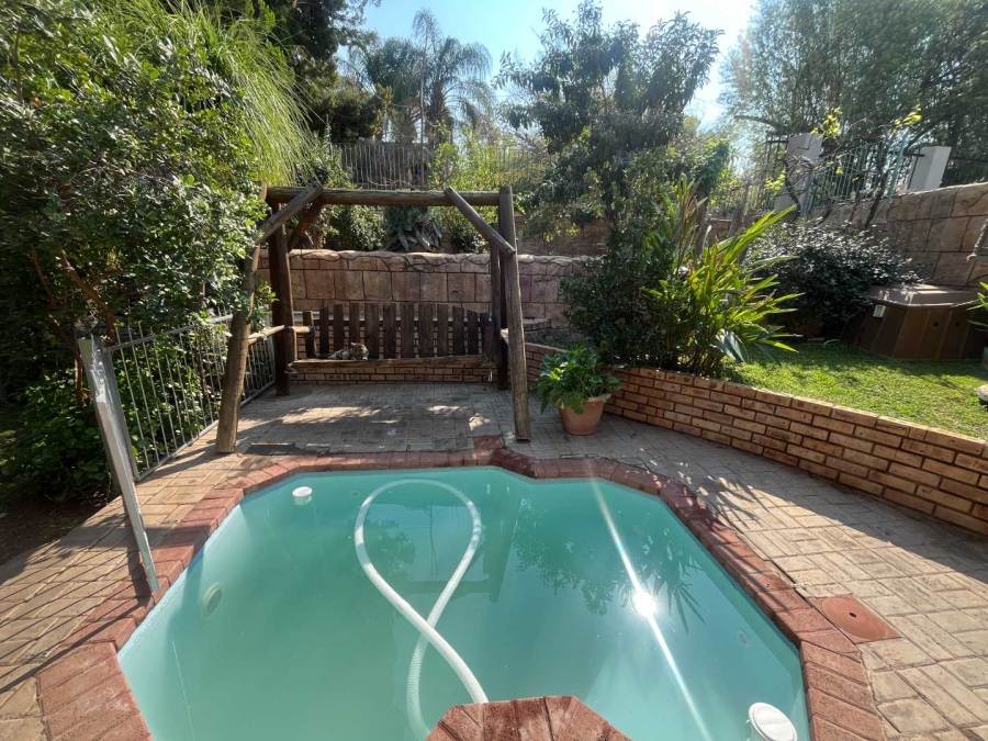 5 Bedroom Property for Sale in Die Rand Northern Cape